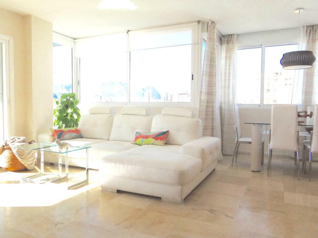 Portofino Flying Whale Apartment Benidorm Room photo
